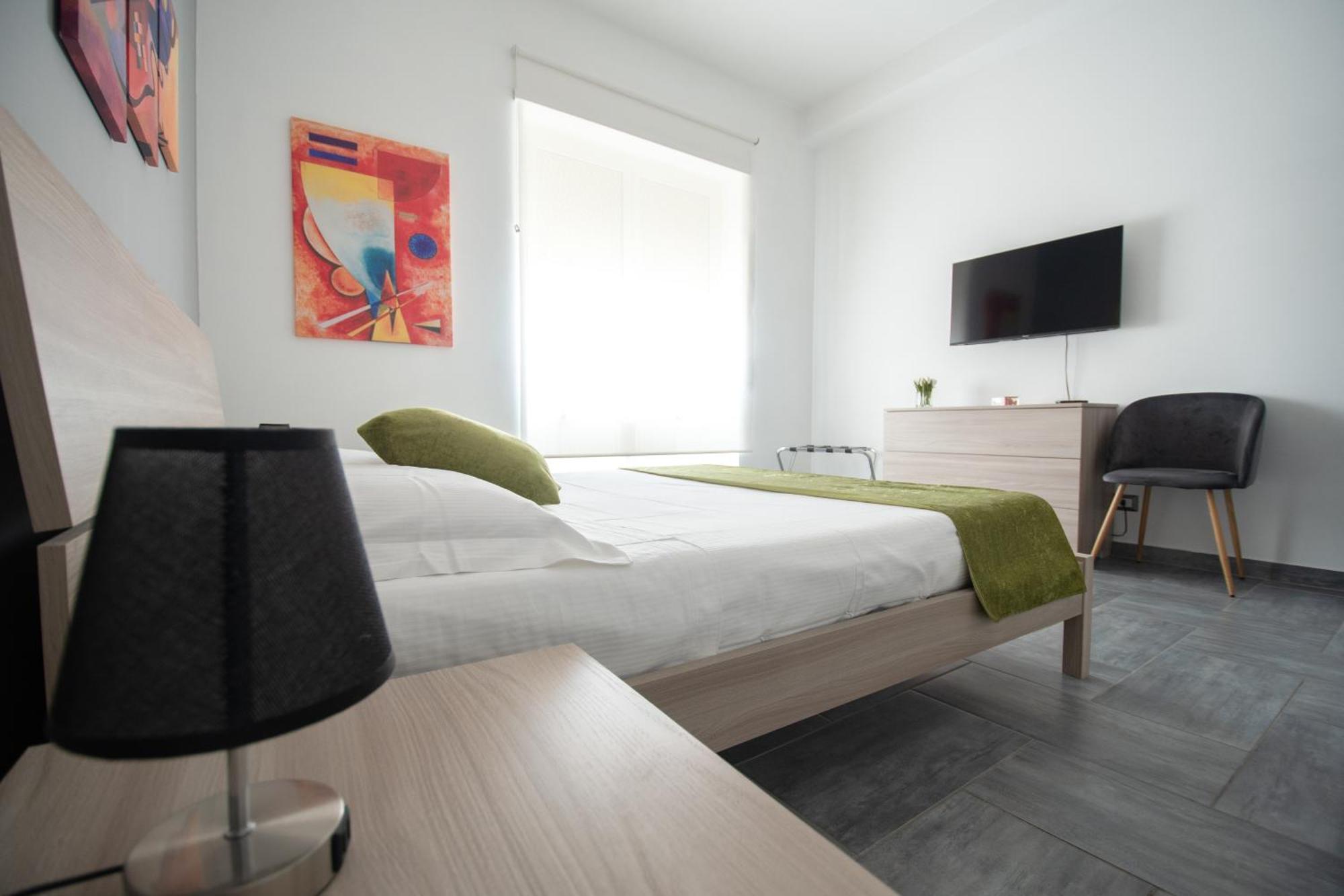 Casa Vacanze Family House Posizione Centralissima Чивитавекия Екстериор снимка
