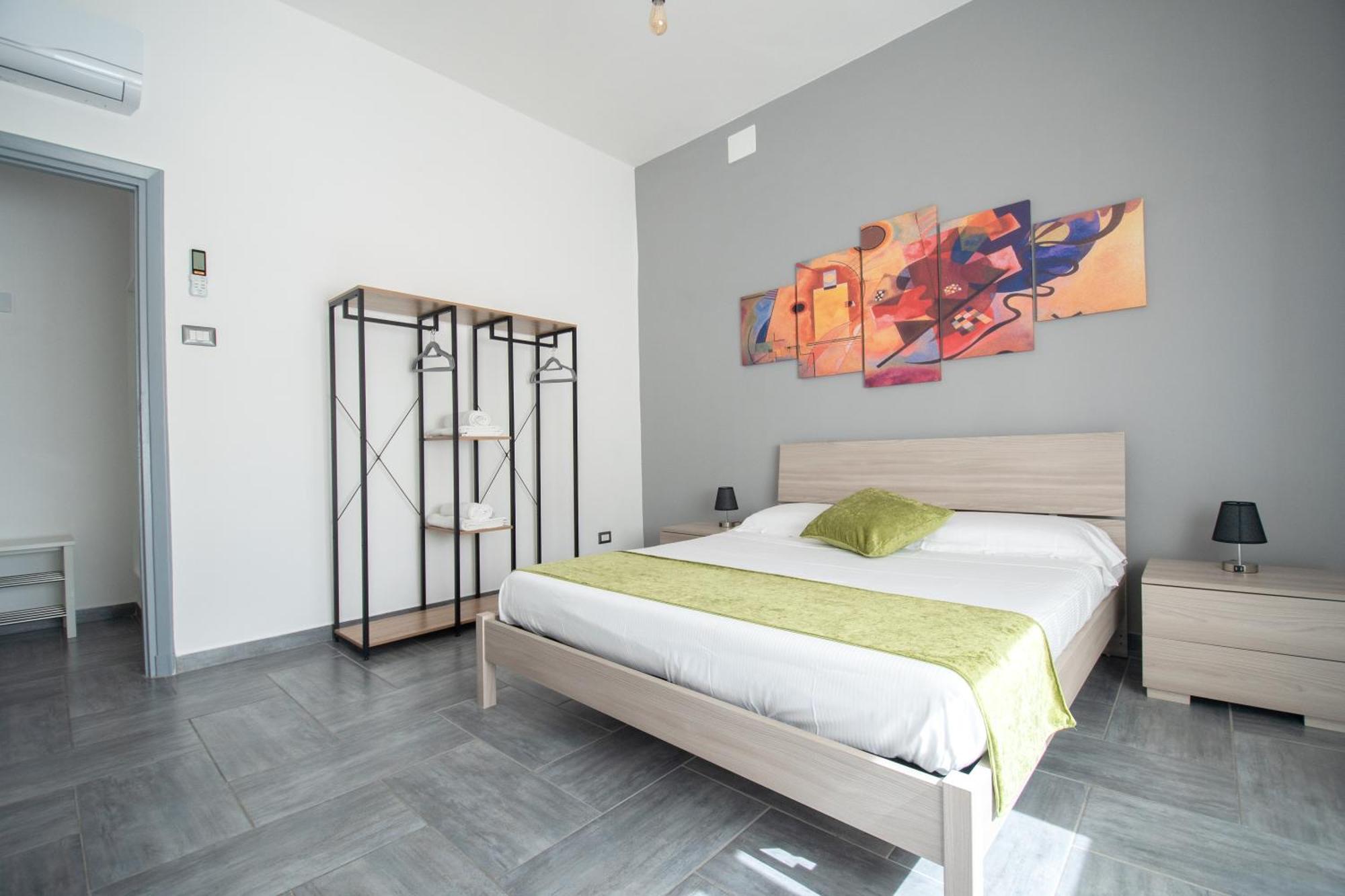 Casa Vacanze Family House Posizione Centralissima Чивитавекия Екстериор снимка