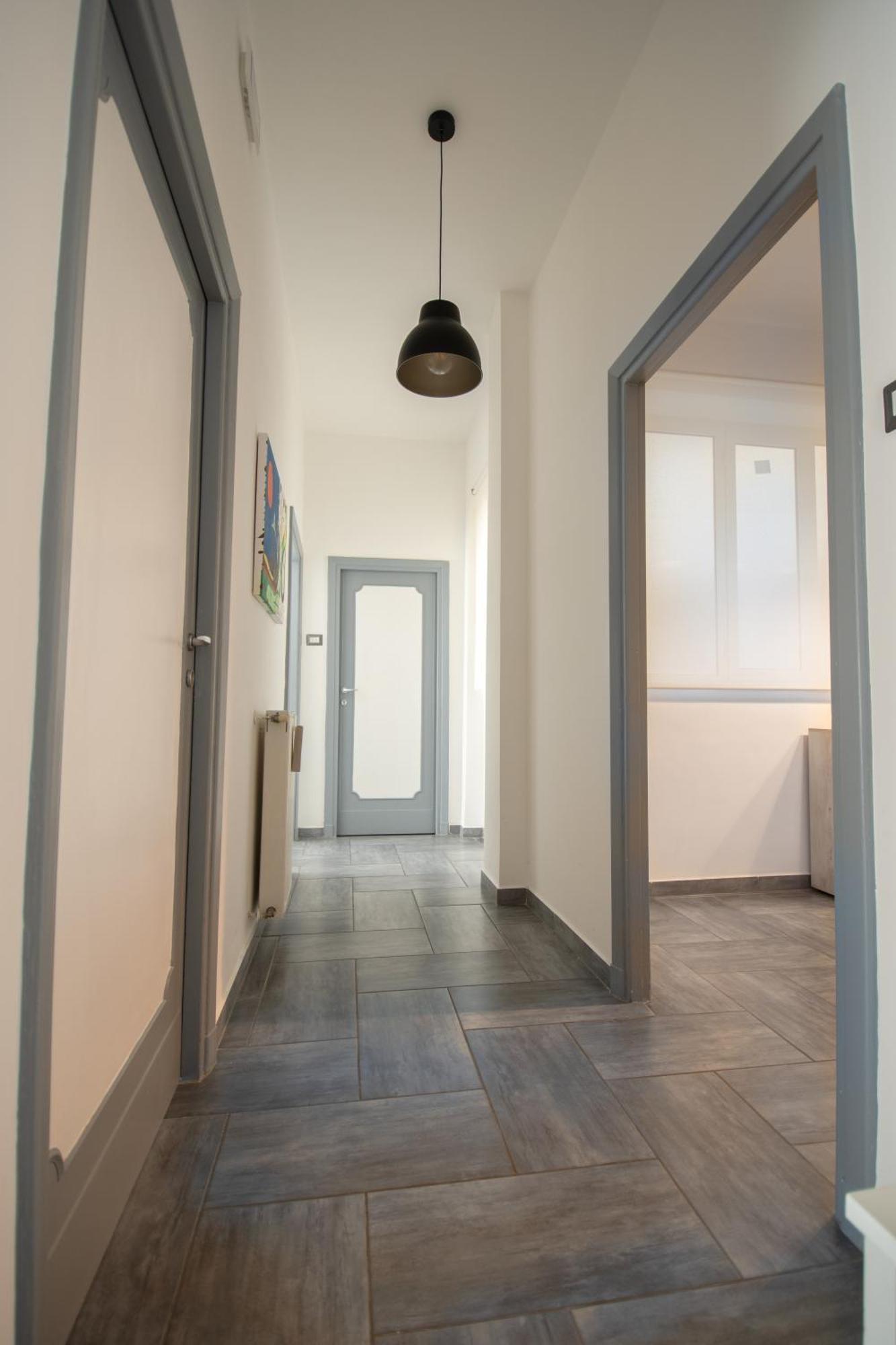 Casa Vacanze Family House Posizione Centralissima Чивитавекия Екстериор снимка